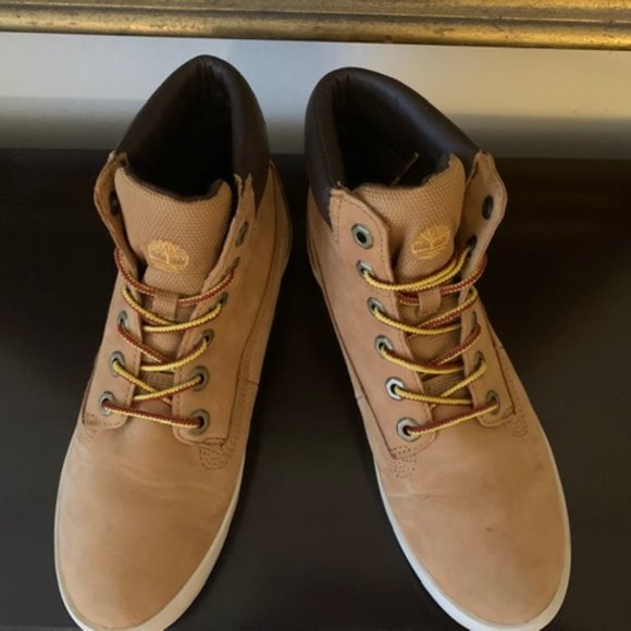 TIMBERLAND WOMENS SKYLA BAY LACE-UP BOOT - TAN - Picture 1 of 8